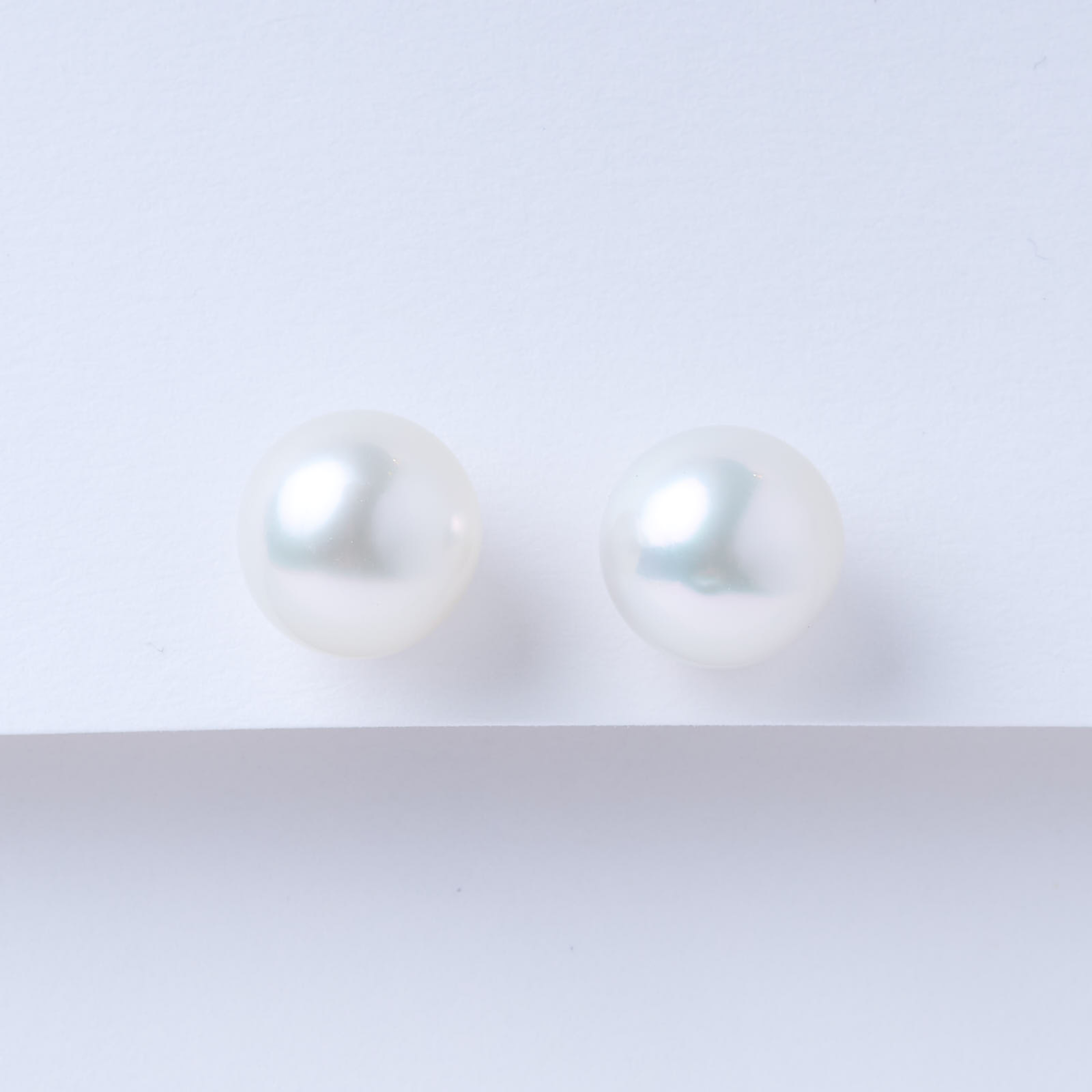 The Timeless Beauty of Akoya Pearls