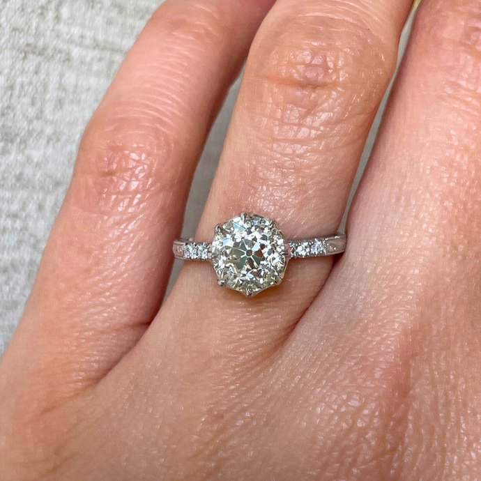 Old World Sparkle: Why Old Cut Diamonds Still Dazzle Today