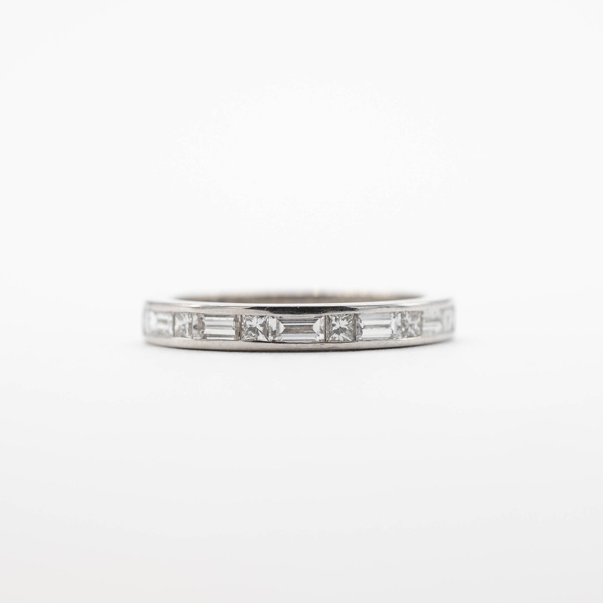 Fine Alternating Baguette Cut Band