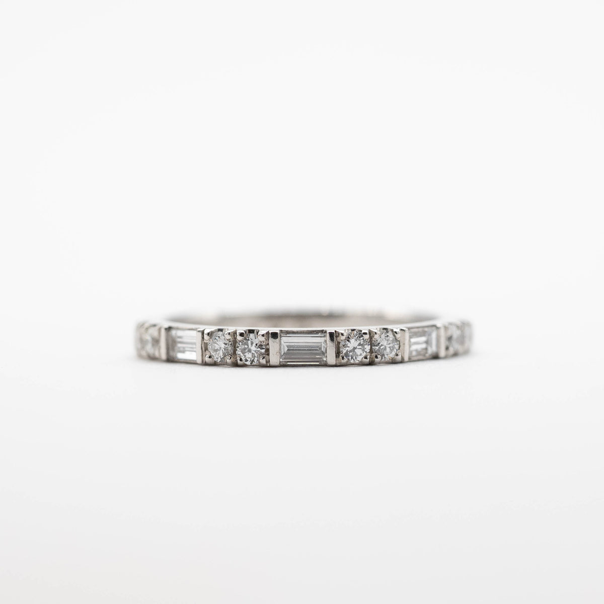 Fine Patterned Baguette Micro Set Band
