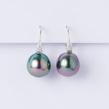 Load image into Gallery viewer, Manchester Tahitian Pearl Earrings