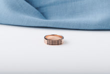 Load image into Gallery viewer, Designer square rose gold band