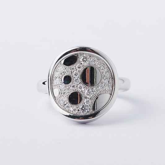 Round Diamond Riverbed ring