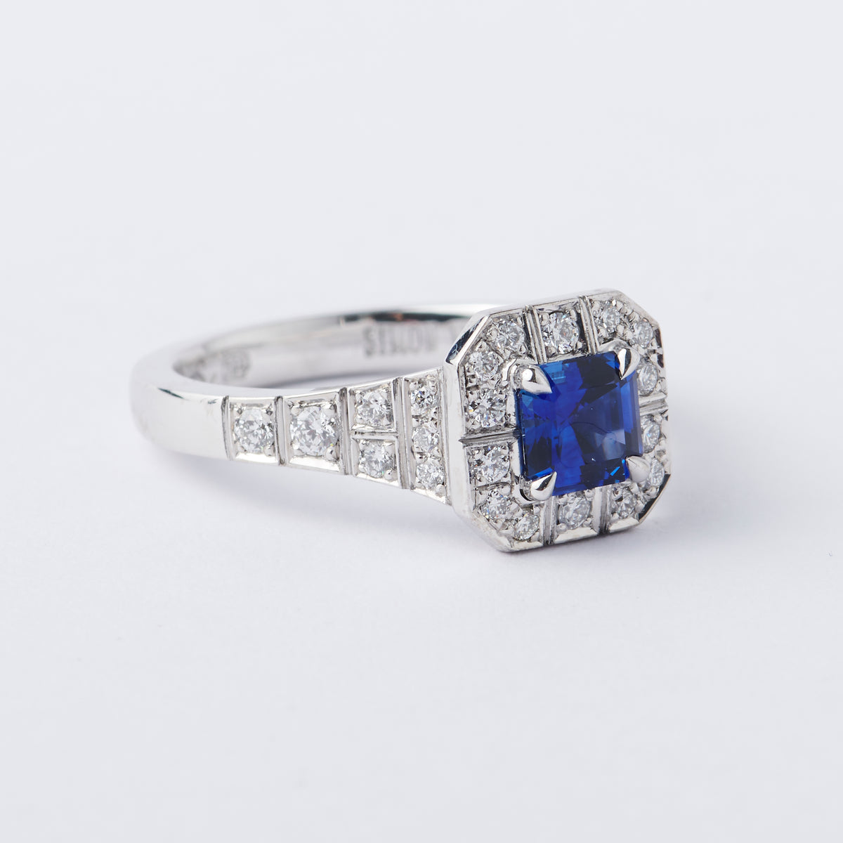 Collins Ring